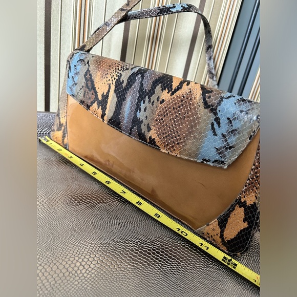 Serpent print shoulder bag from Milan - Picture 2 of 9